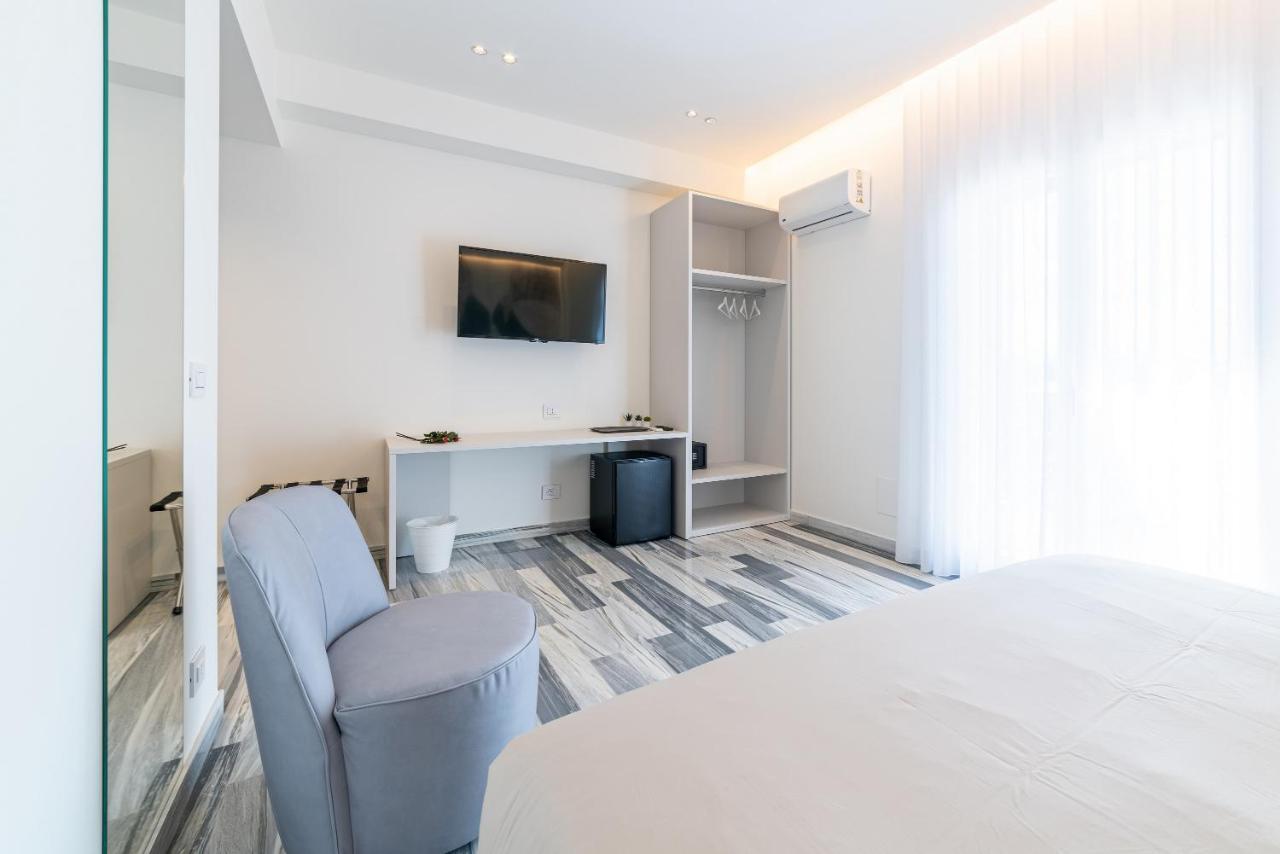 Hotel Fronte Etna Bronte Esterno foto